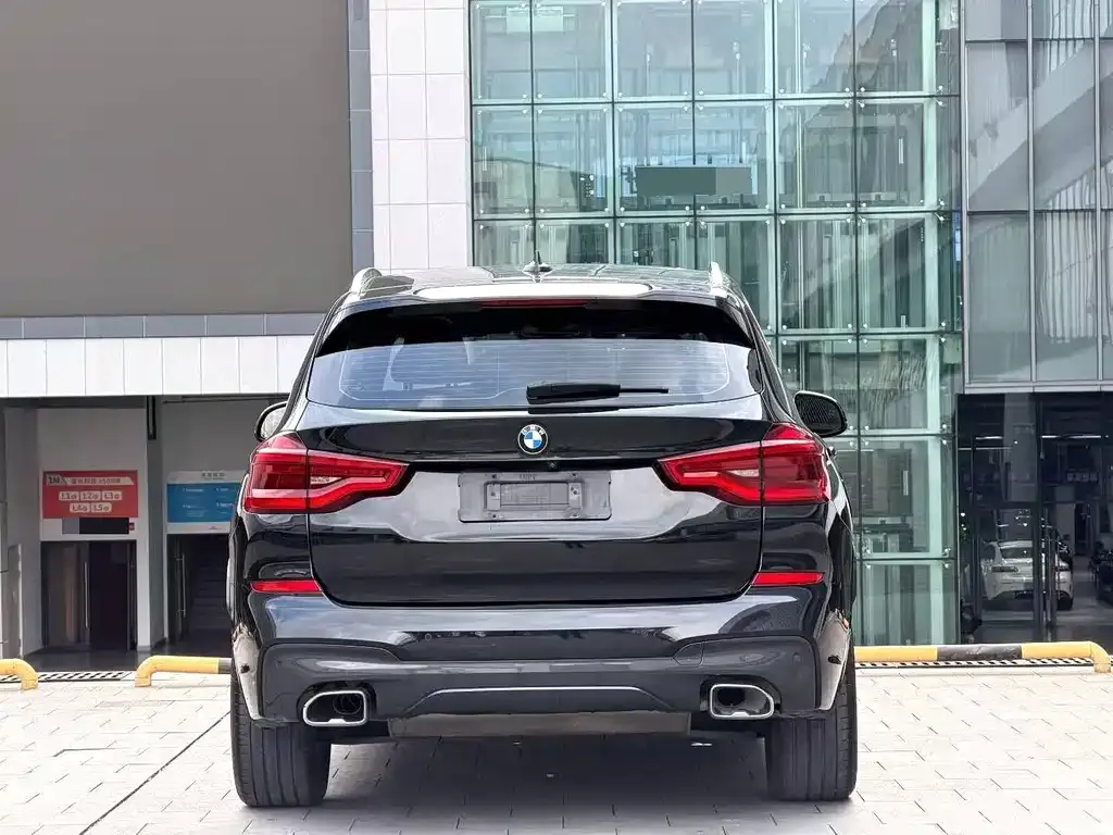 BMW X3 — фото 4