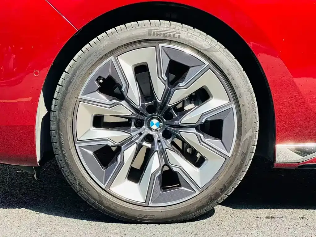 BMW 7 Series — фото 3
