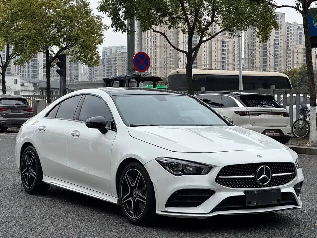 Mercedes-Benz CLA (Import) — фото 1