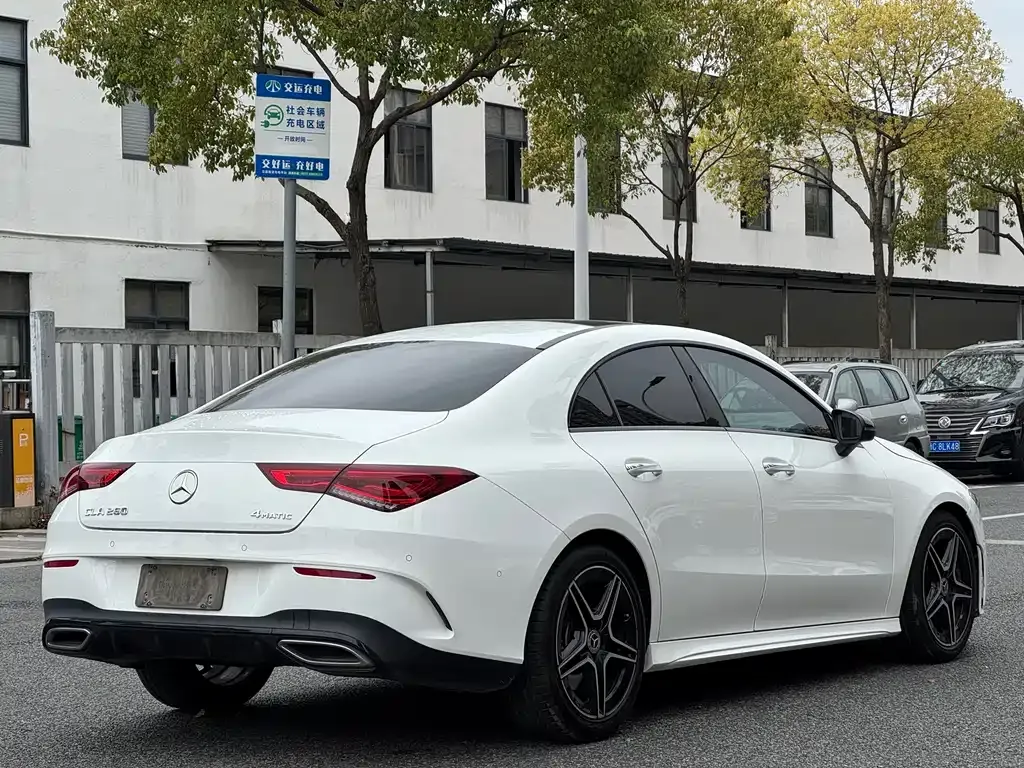 Mercedes-Benz CLA (Import) — фото 9