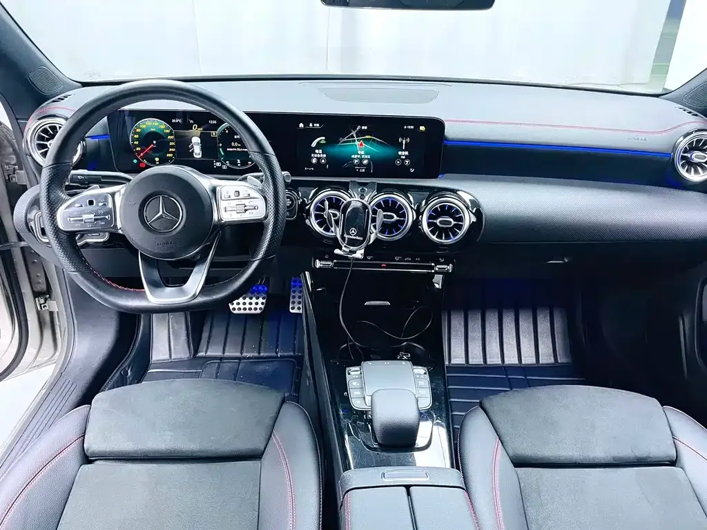 Mercedes-Benz CLA (Import) — фото 6