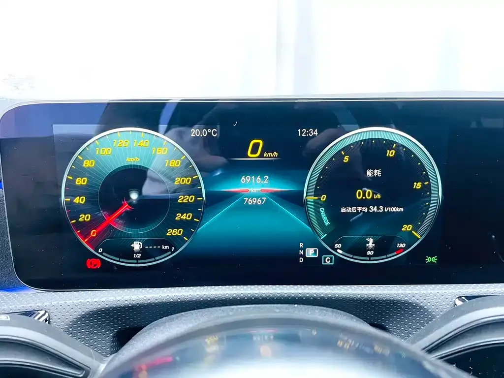 Mercedes-Benz CLA (Import) — фото 8