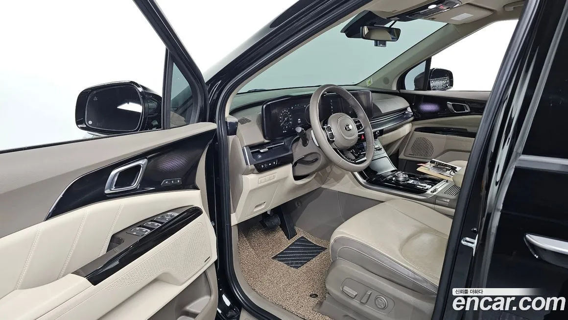 Kia Carnival — фото 10