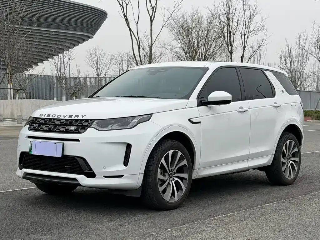 Land Rover Discovery Sport Hybrid — фото 1