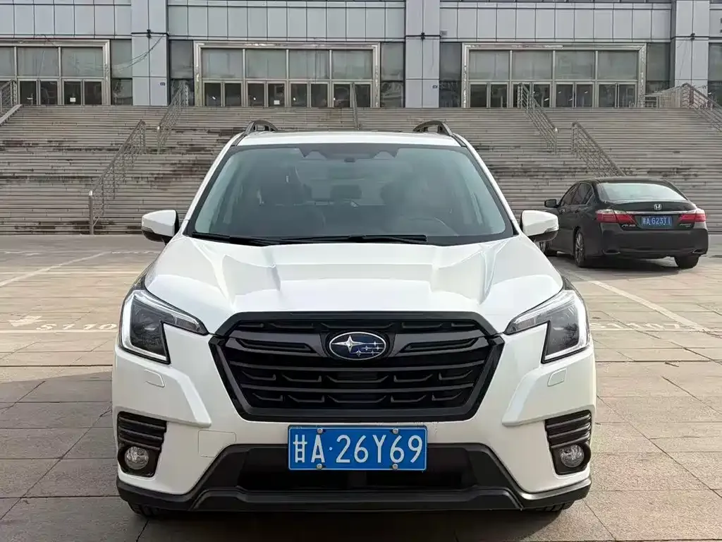 Subaru Forester — фото 6