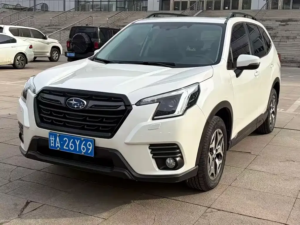Subaru Forester — фото 5