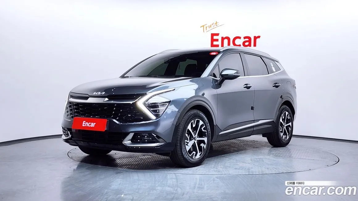 Kia Sportage — фото 1