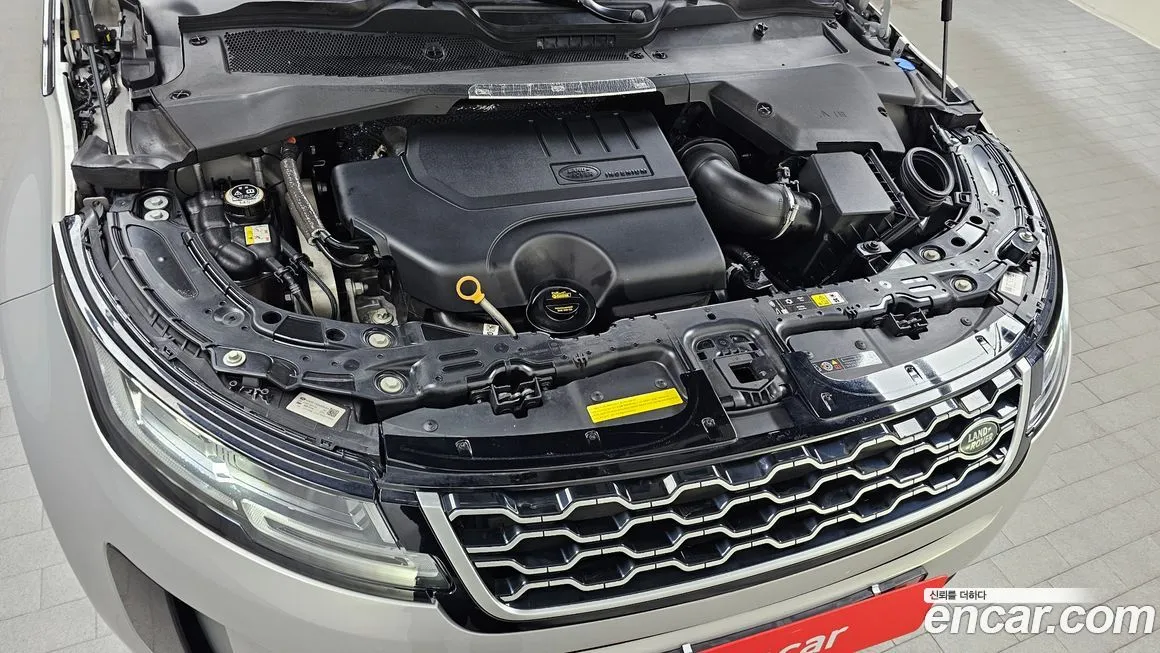 Land Rover Range Rover Evoque — фото 10