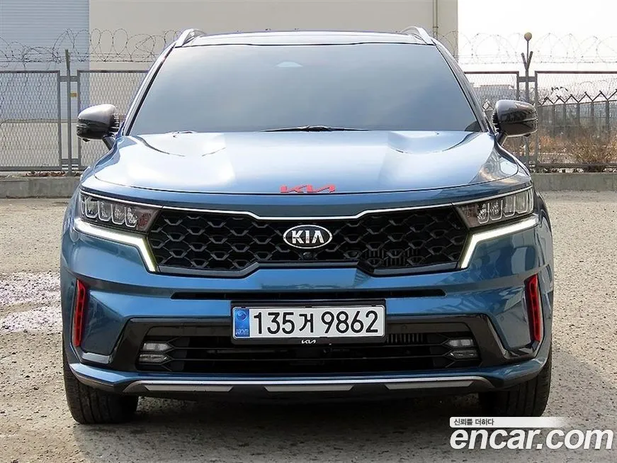 Kia Sorento — фото 1