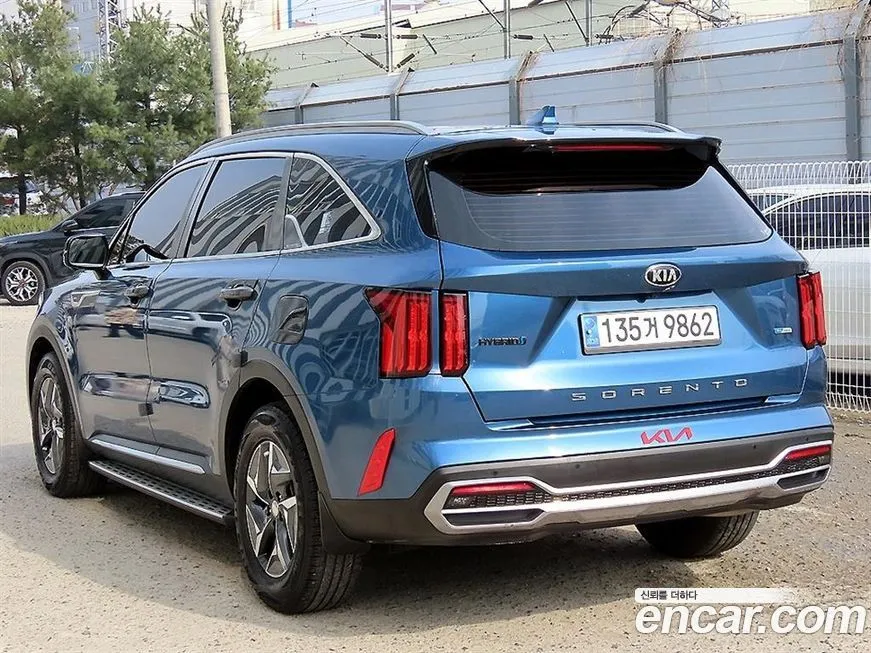 Kia Sorento — фото 4