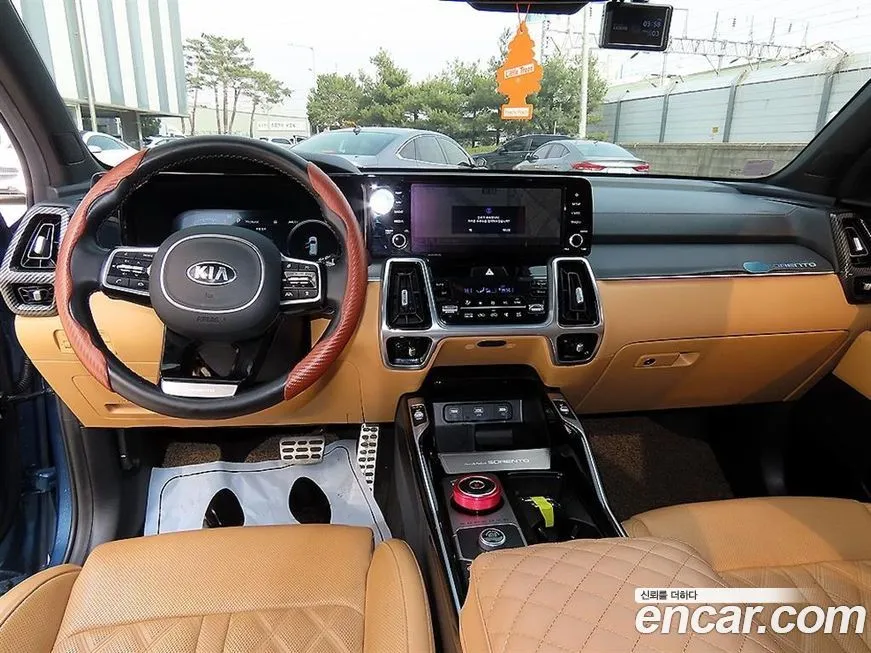 Kia Sorento — фото 7