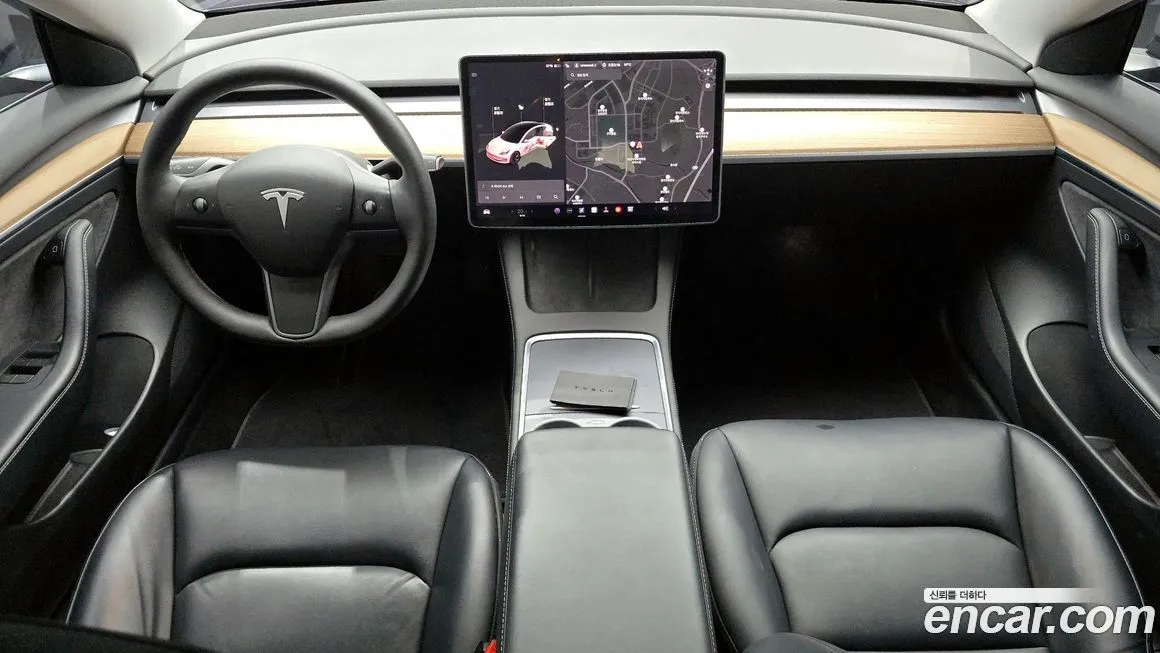 Tesla Model 3 — фото 9