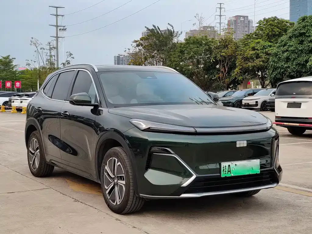 Geely 银河星舰7 — фото 8