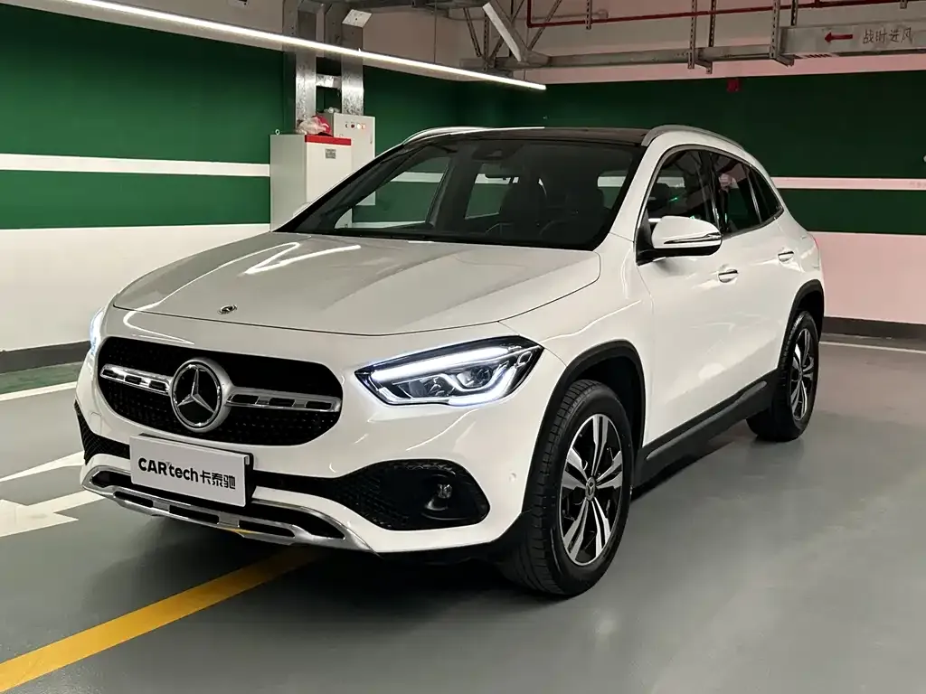 Mercedes-Benz GLA — фото 1