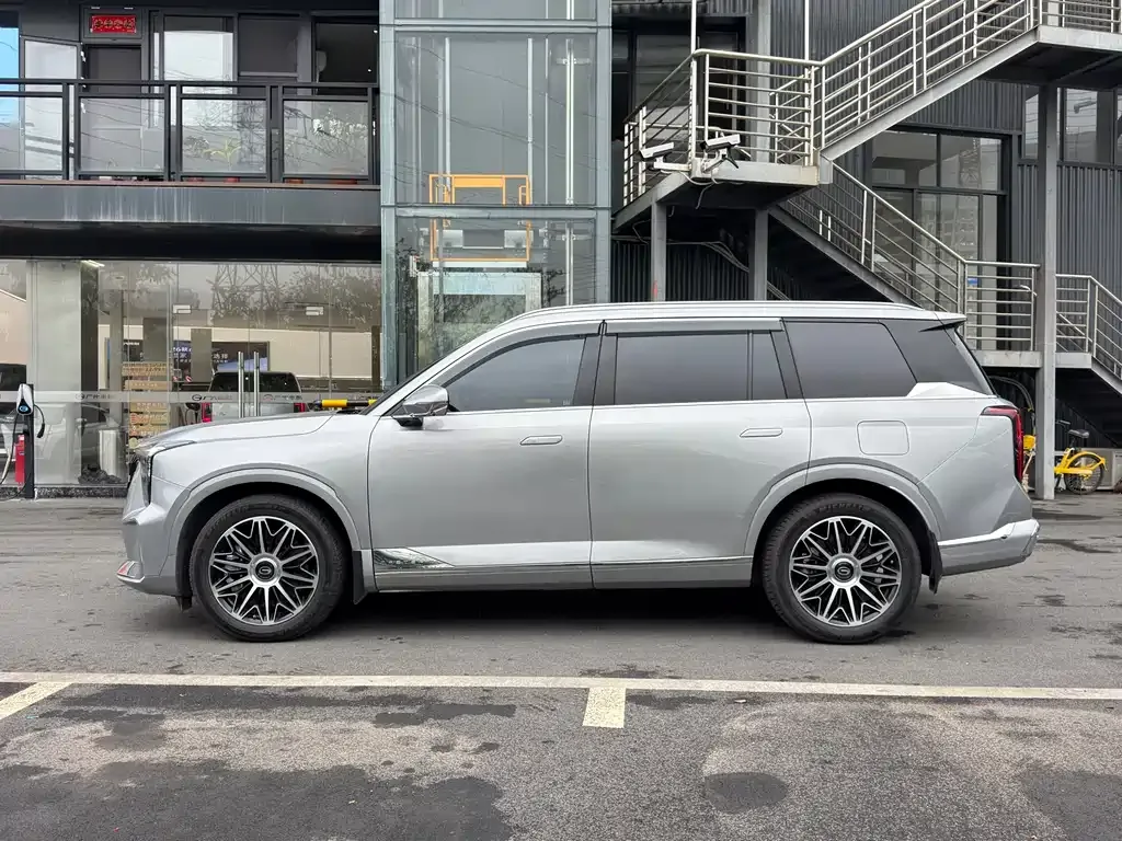 GAC Motor Trumpchi ES9 — фото 6