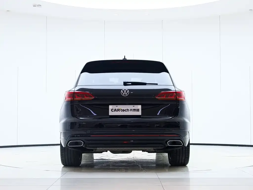 Volkswagen Touareg — фото 2