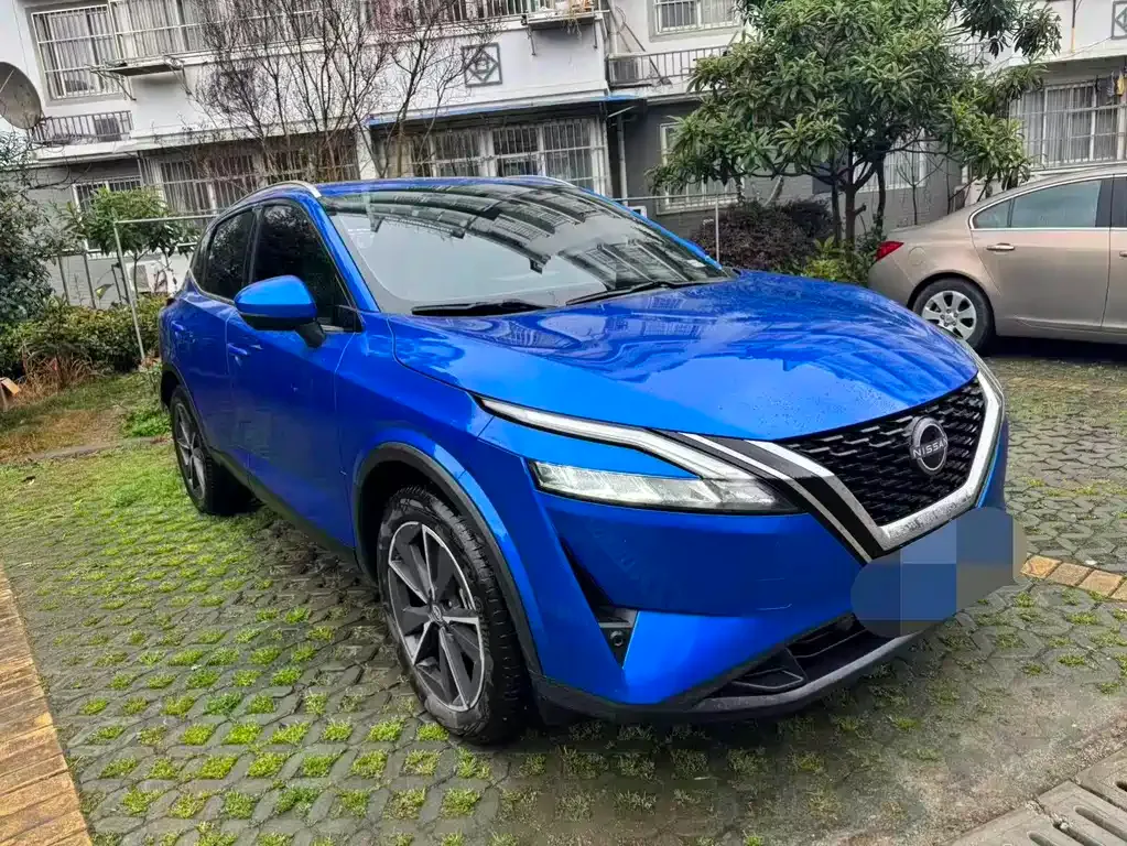 Nissan Qashqai — фото 8