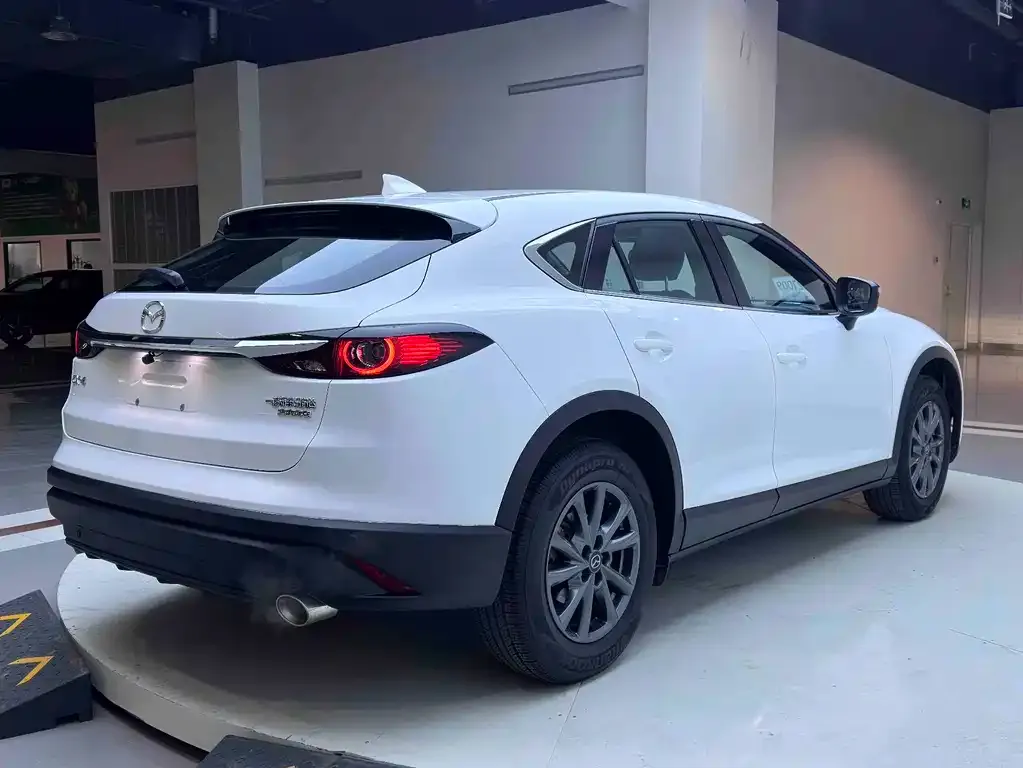 Mazda CX-4 — фото 7