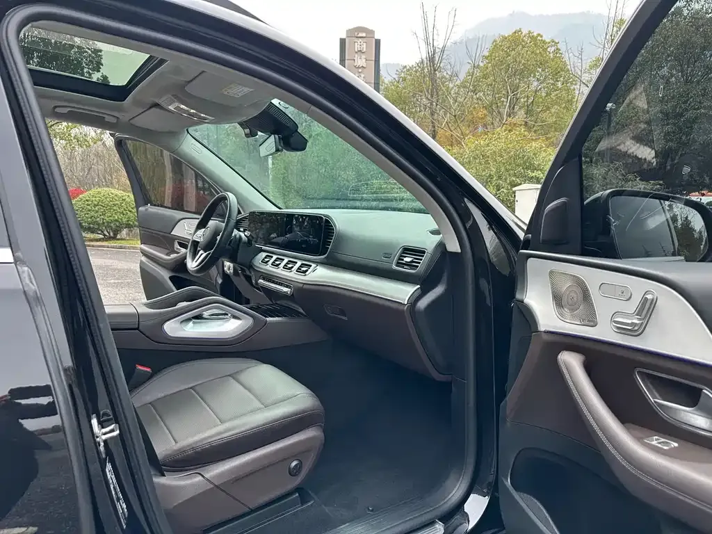 Mercedes-Benz GLE — фото 10