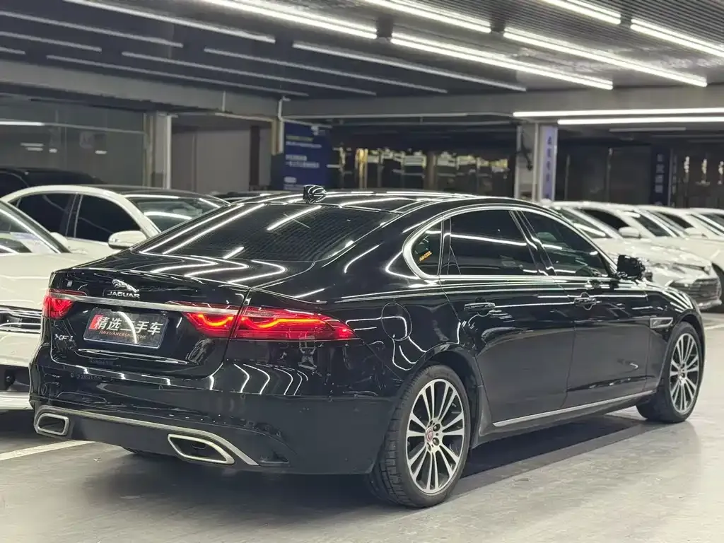Jaguar XFL — фото 6