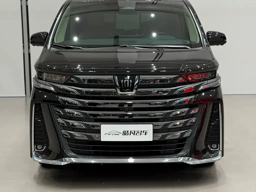 Toyota Vellfire — фото 7