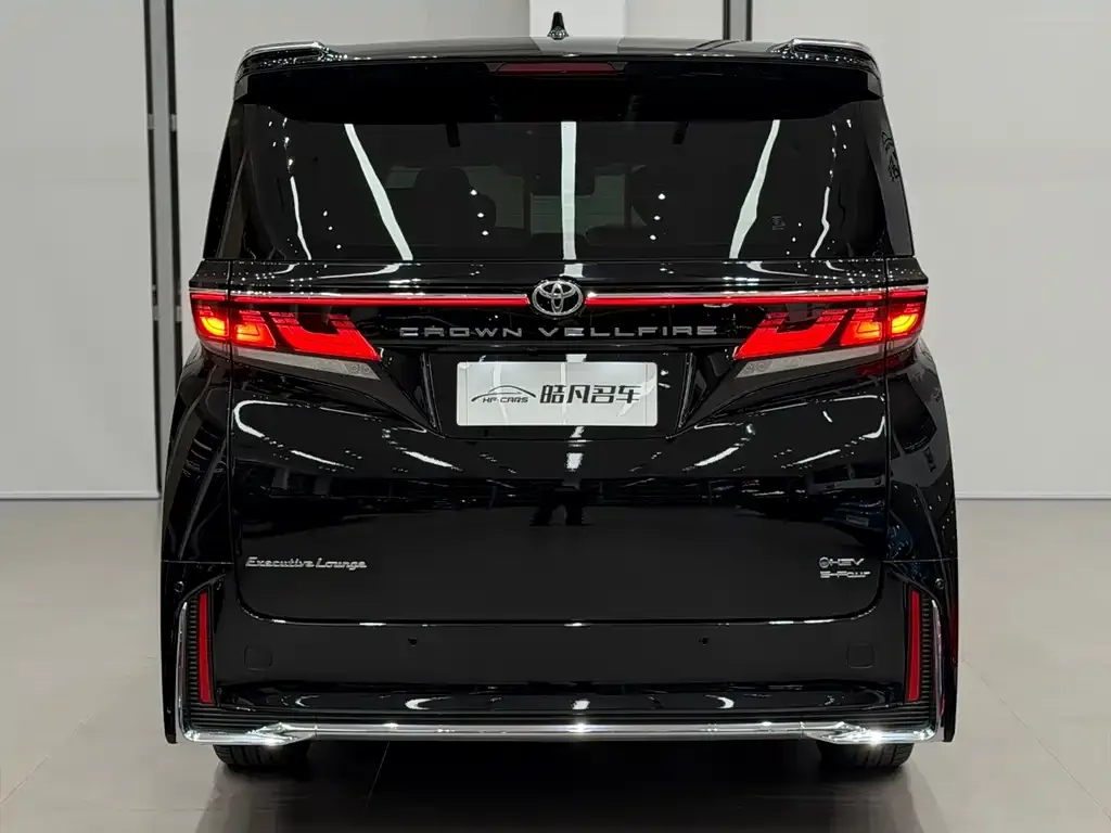 Toyota Vellfire — фото 8