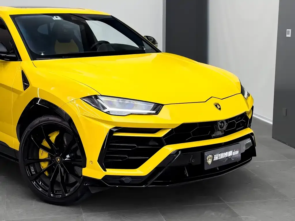 Lamborghini Urus — фото 2