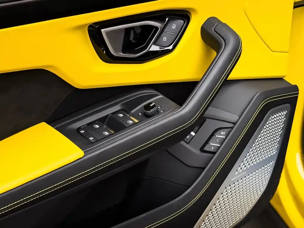Lamborghini Urus — фото 9