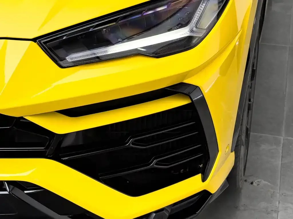 Lamborghini Urus — фото 8