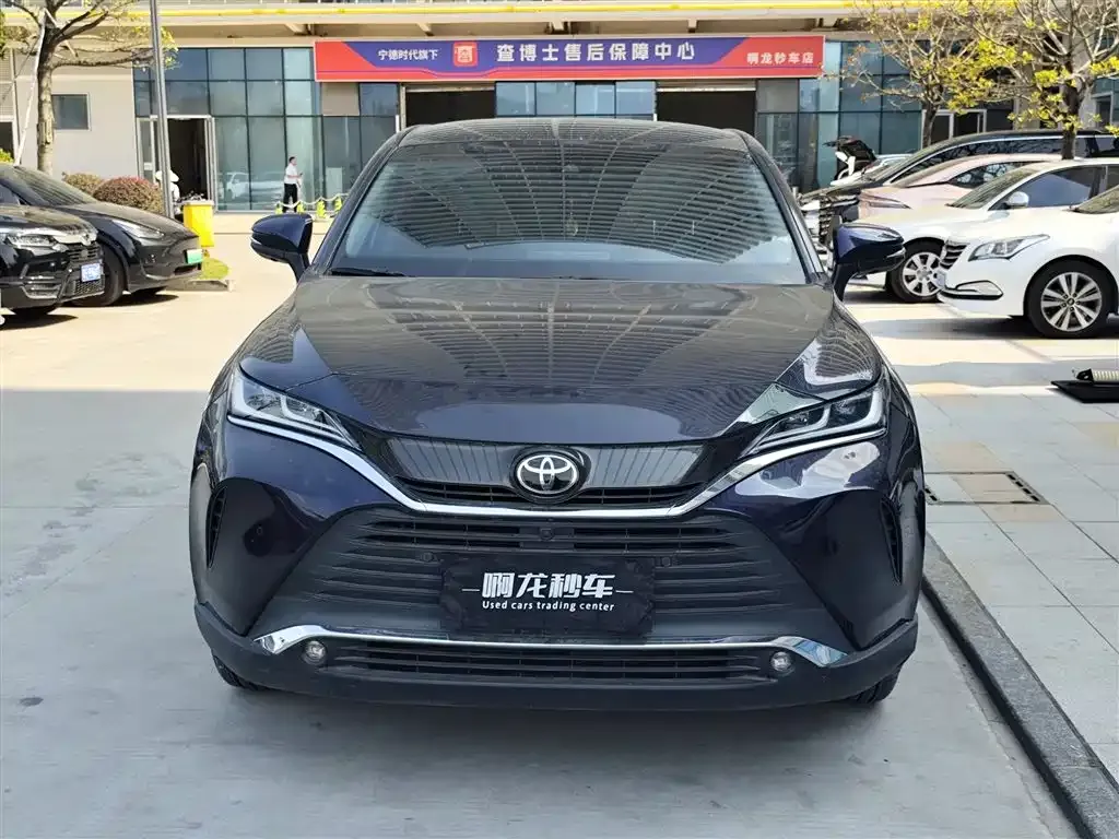 Toyota Harrier — фото 4