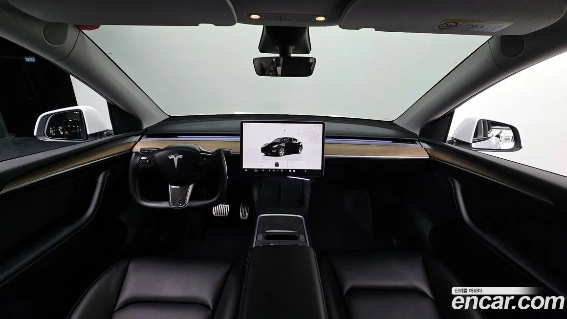 Tesla Model Y — фото 6