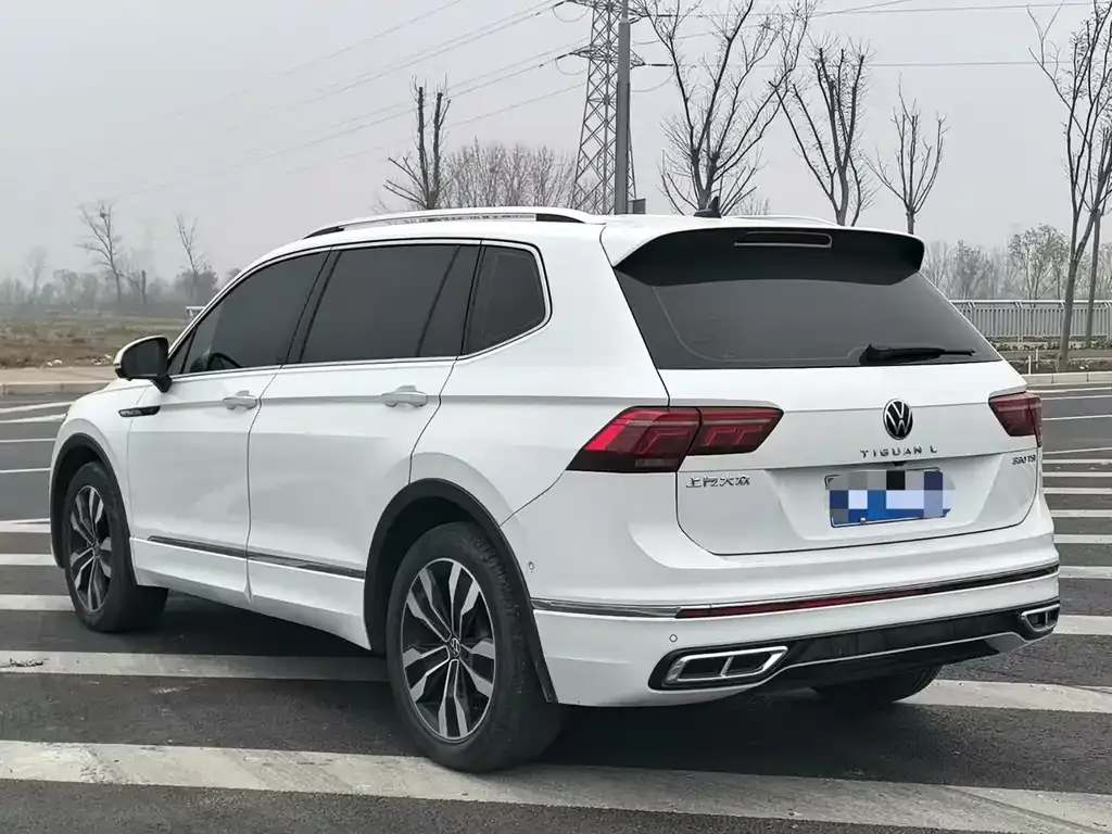 Volkswagen Tiguan L — фото 5