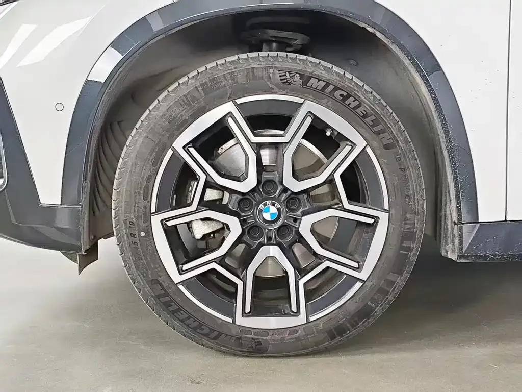 BMW X1 — фото 2