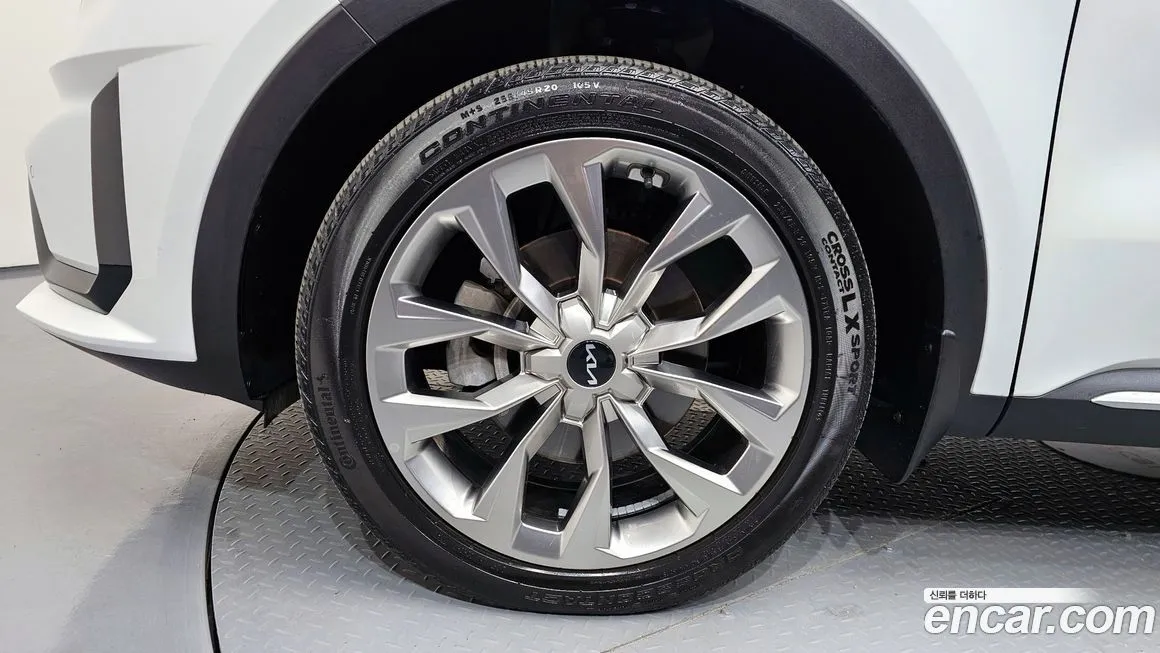 Kia Sorento — фото 4
