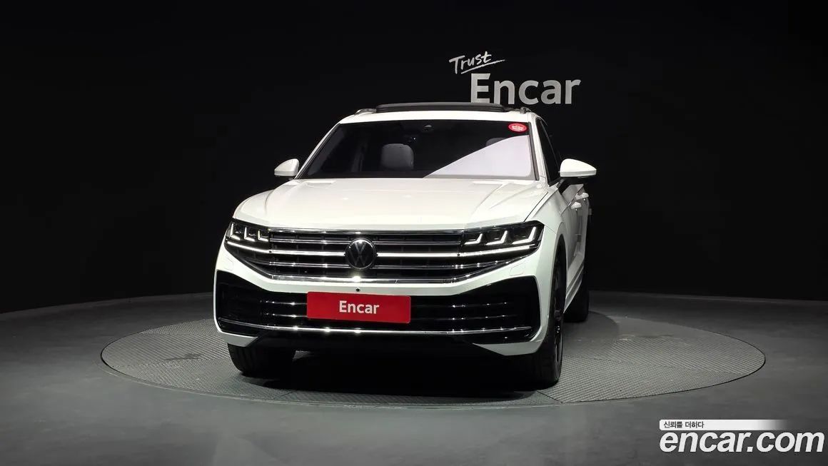 Volkswagen Touareg — фото 2