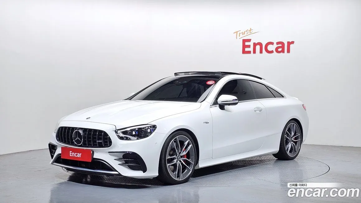 Mercedes-Benz E-Class — фото 1