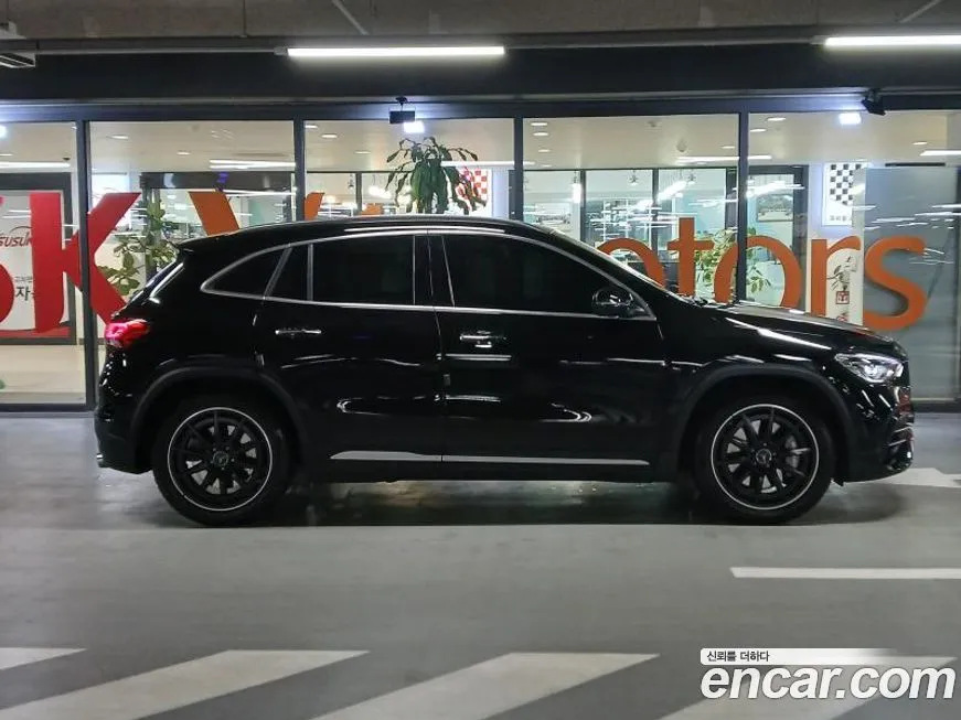 Mercedes-Benz GLA-Class — фото 10