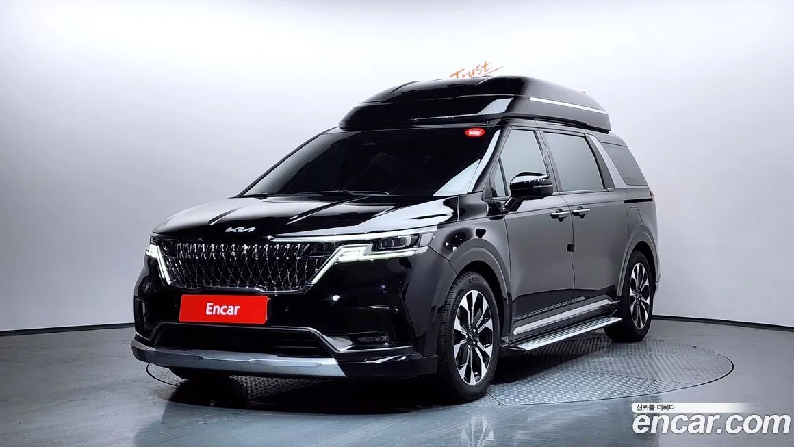 Kia Carnival — фото 1