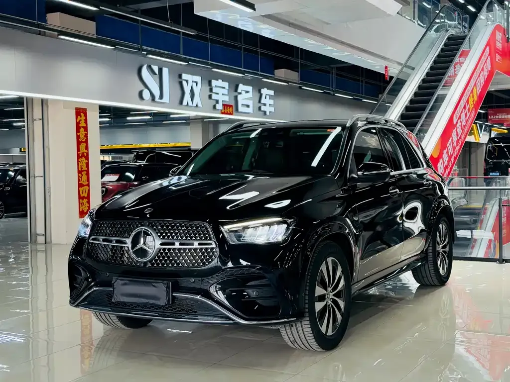 Mercedes-Benz GLE — фото 1