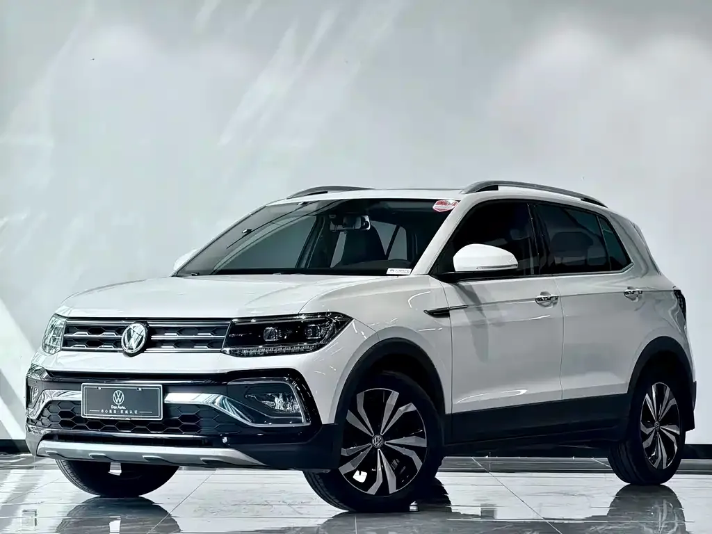 Volkswagen T-Cross — фото 1