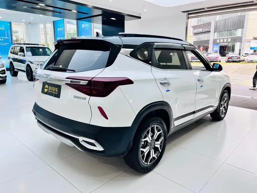Kia KX3 — фото 8
