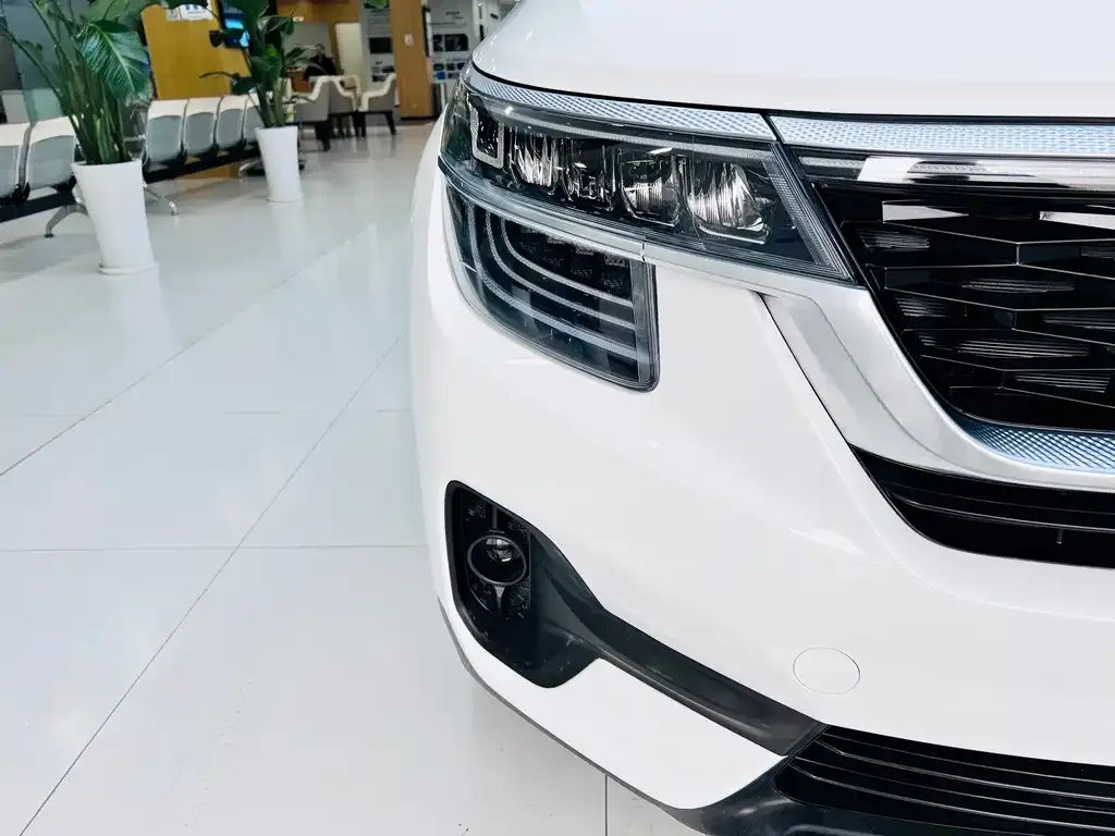 Kia KX3 — фото 10