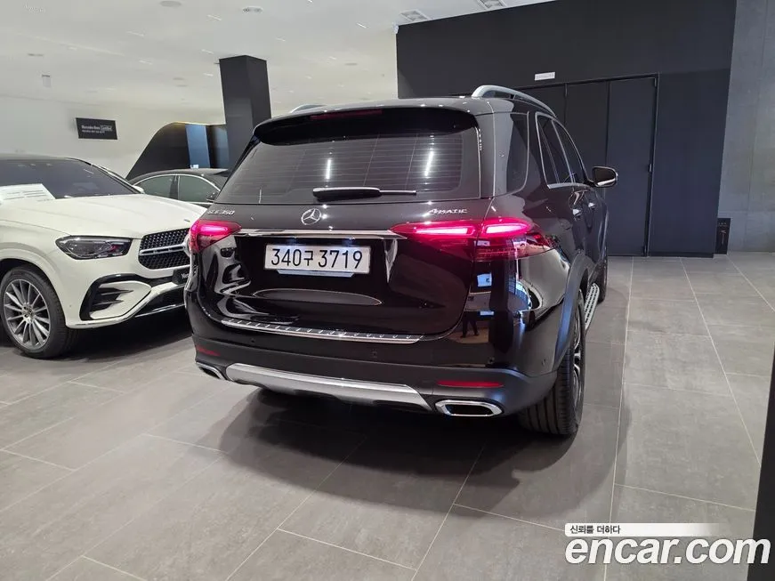Mercedes-Benz GLE-Class — фото 5