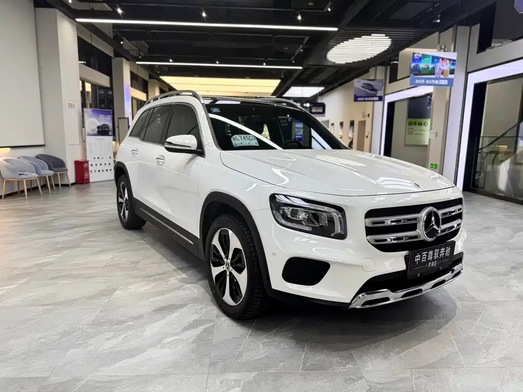Mercedes-Benz GLB — фото 4