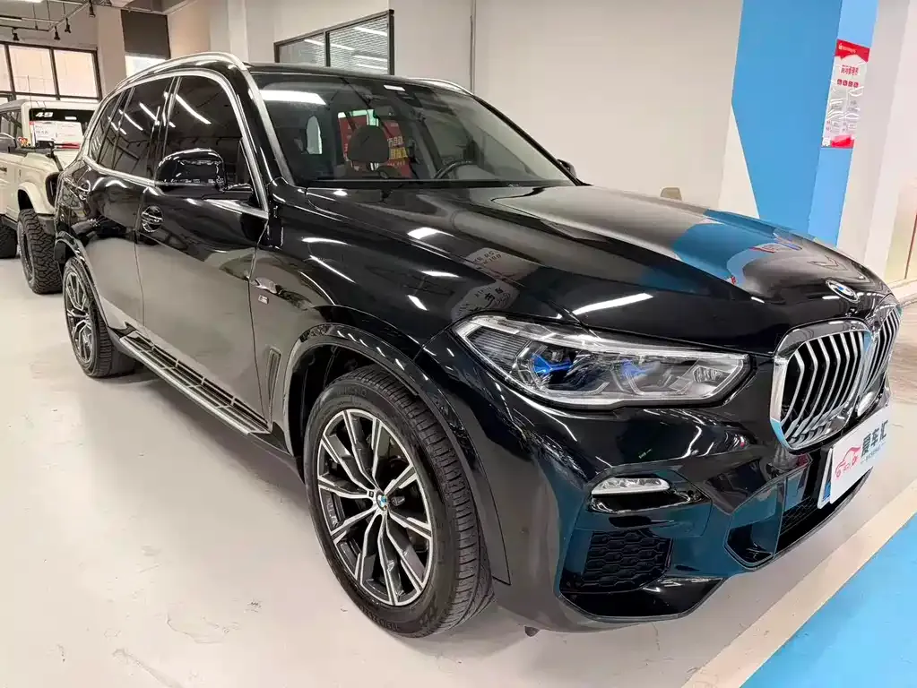 BMW X5 (Import) — фото 5