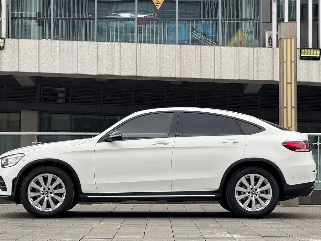 Mercedes-Benz GLC Coupe — фото 2