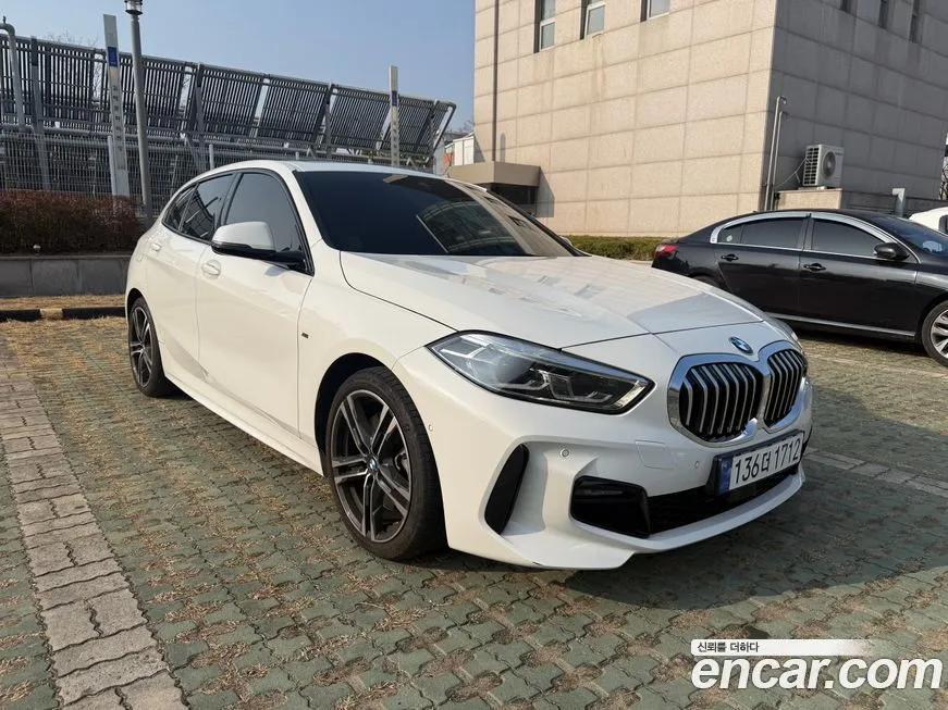 BMW 1-Series — фото 1