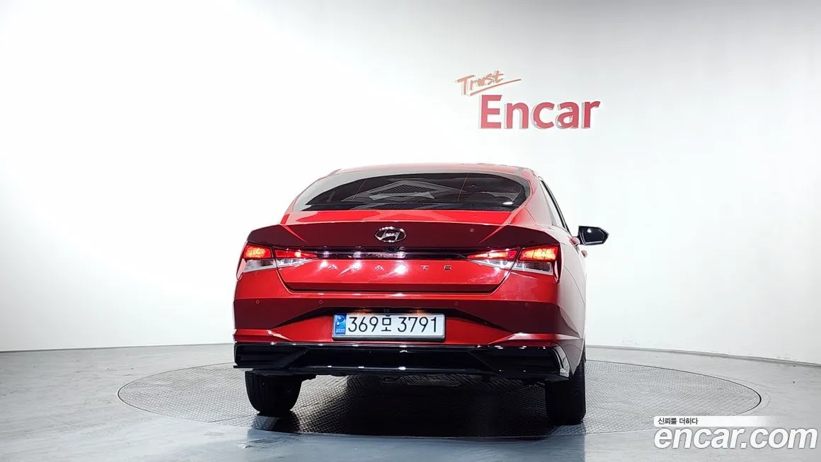 Hyundai AVANTE — фото 2