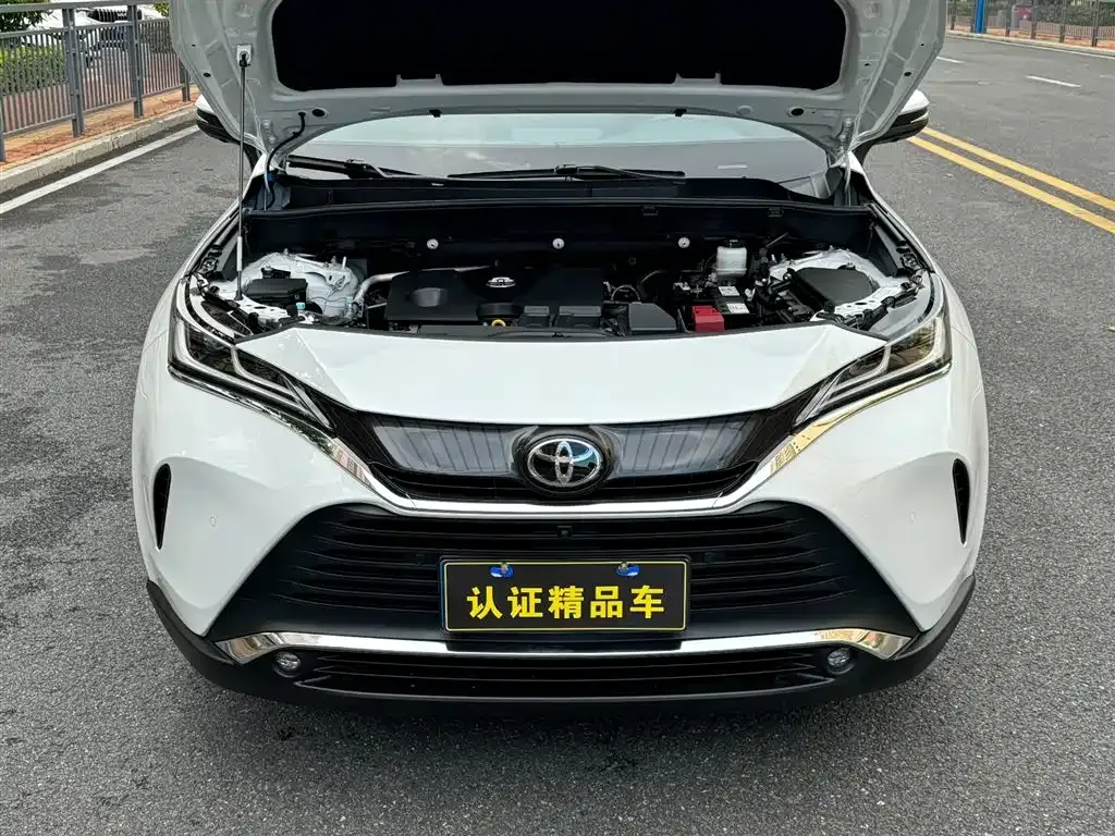 Toyota Harrier — фото 6