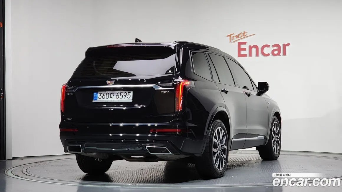 Cadillac XT6 — фото 2